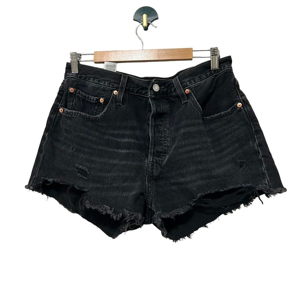 LEVI’S 501 Black Cut Offs Denim Shorts W32 Raw hem
